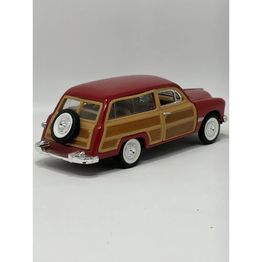 Brown Maroon 1949 Ford Woody Wagon SS 5737 Die Cast Car 1:38 Pre-Owned